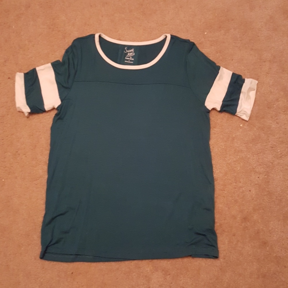 dark teal flowy shirt